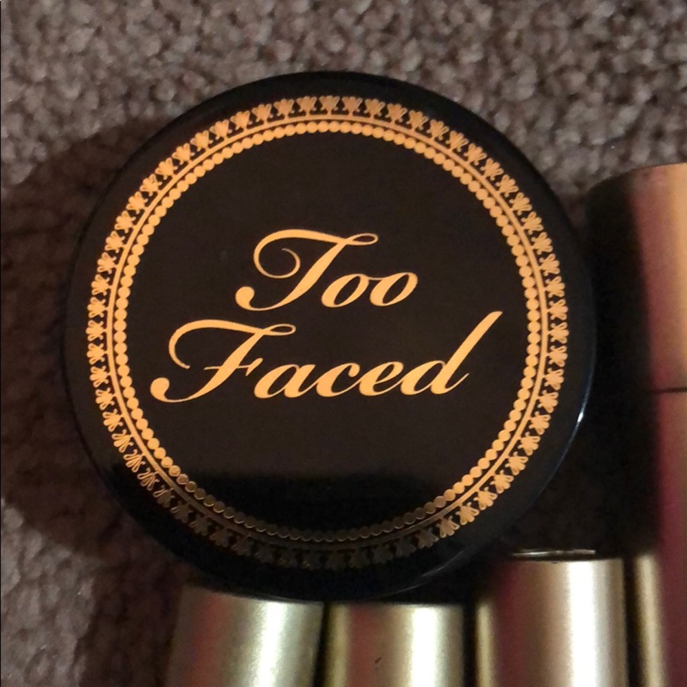 Huge makeup bundle - Picture 4 of 5